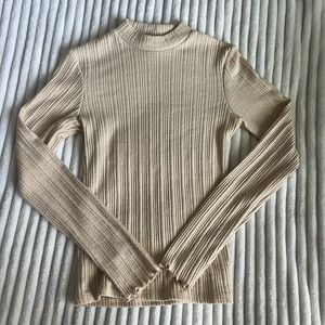 Hollister Long Sleeve Mock-neck